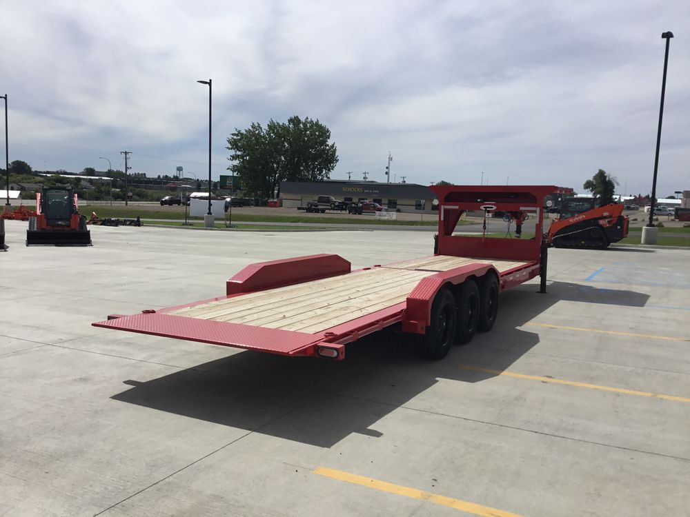 Diamond C HDT 28 Ft Triple Axle Gooseneck Tilt-Bed Trailer, large image number 6