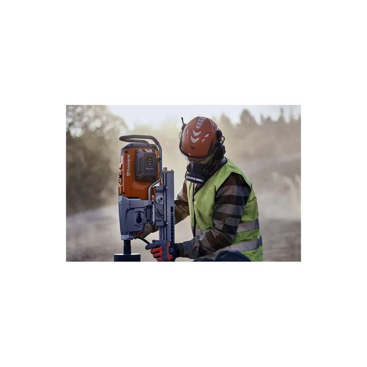 Husqvarna Construction 16 Inch DM 1 PACE 94V Battery Cordless Core Drill Kit, large image number 8