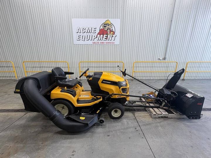 Cub Cadet XT3 GSX 48 Inch 25HP Riding Mower Used 2018, large image number 16