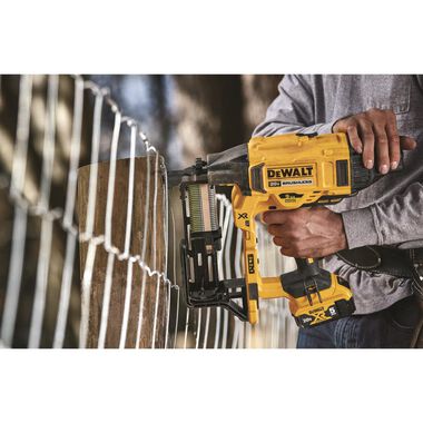 DEWALT 20V MAX XR 9GA Fencing Stapler (Bare Tool), large image number 5