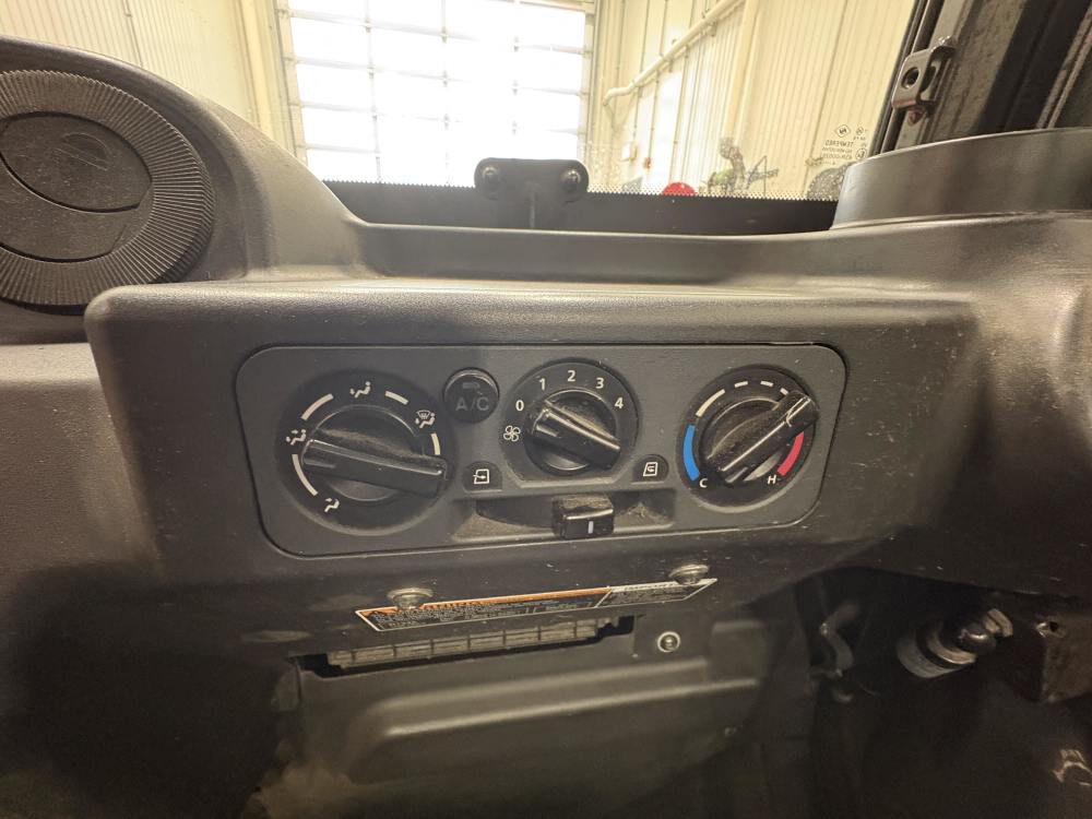 Kubota RTV-X1100CW-H 24.8HP Diesel Utility Vehicle Used 2015, large image number 13