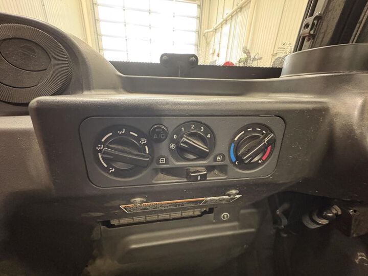 Kubota RTV-X1100CW-H 24.8HP Diesel Utility Vehicle Used 2015, large image number 12