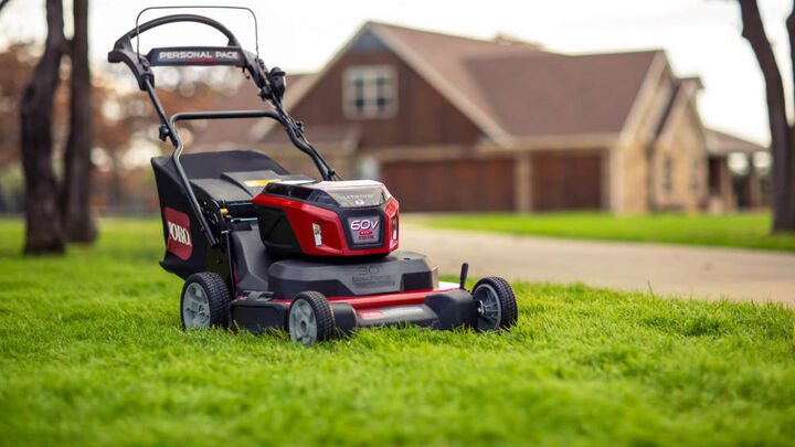 Toro 60V 30 Inch eTimeMaster Walk Behind Push Lawn Mower Kit, large image number 5