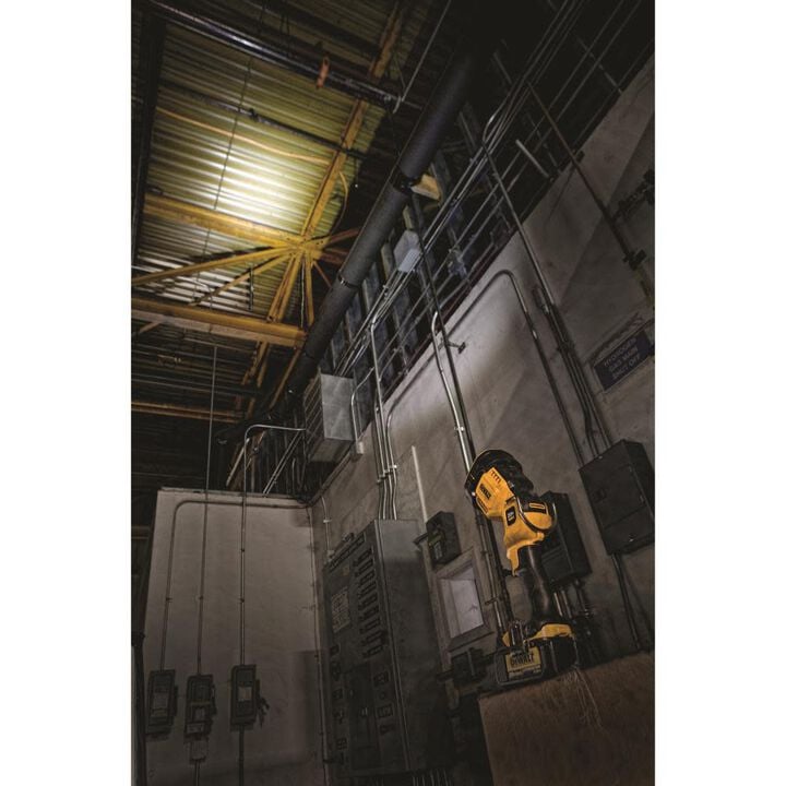 DEWALT 20V Jobsite LED Spotlight (Bare Tool), large image number 15