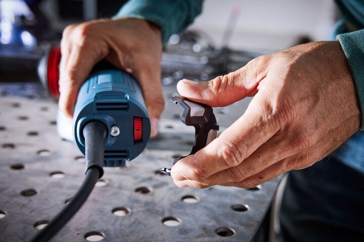 Bosch 4-1/2 Inch Angle Grinder with No Lock-On Paddle Switch, Reconditioned, large image number 6