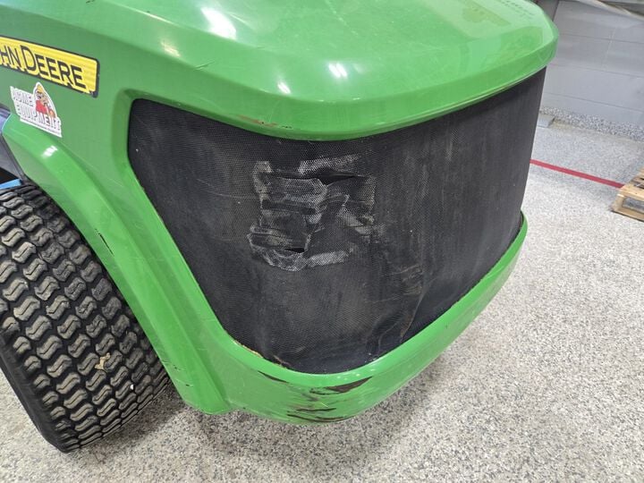 John Deere 997 72 Inch Z-Trak Zero-Turn Mower 2012, large image number 17