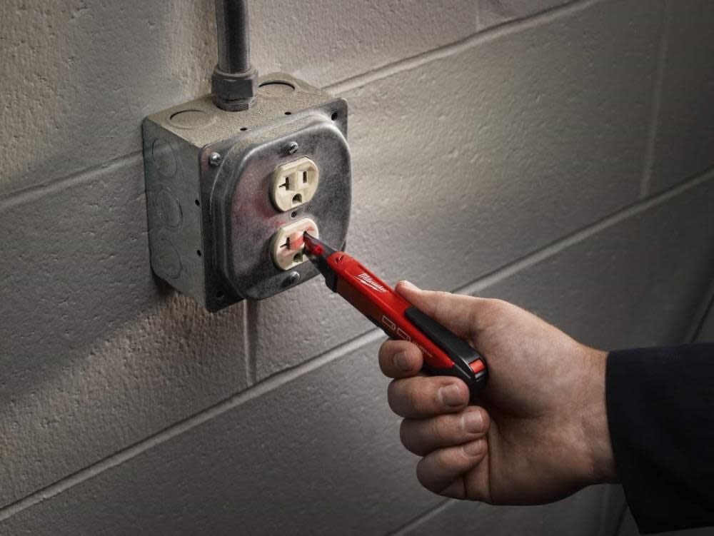Milwaukee 50-1000 VAC Non-Contact Voltage Detector with Work Light, large image number 9