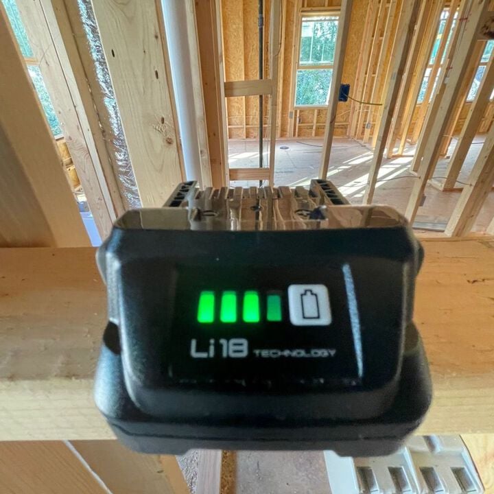 Metabo HPT 18 Volt 2.0Ah Lithium Ion Battery with Fuel Indicator, large image number 3
