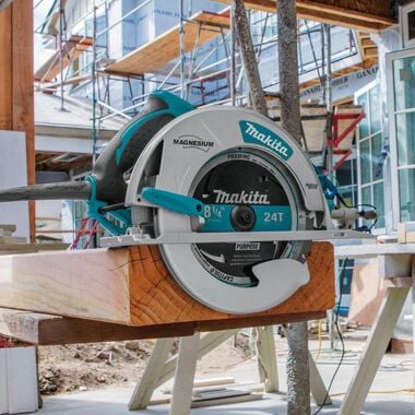 Makita 8-1/4 In. Magnesium Circular Saw with L.E.D. Lights and Electric Brake, large image number 3