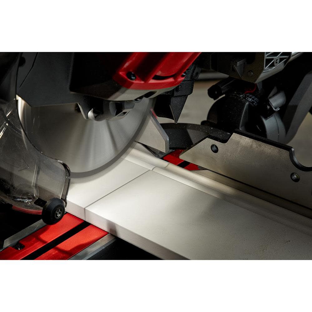 Milwaukee M18 FUEL 7-1/4 in. Dual Bevel Sliding Compound Miter Saw Kit, large image number 9