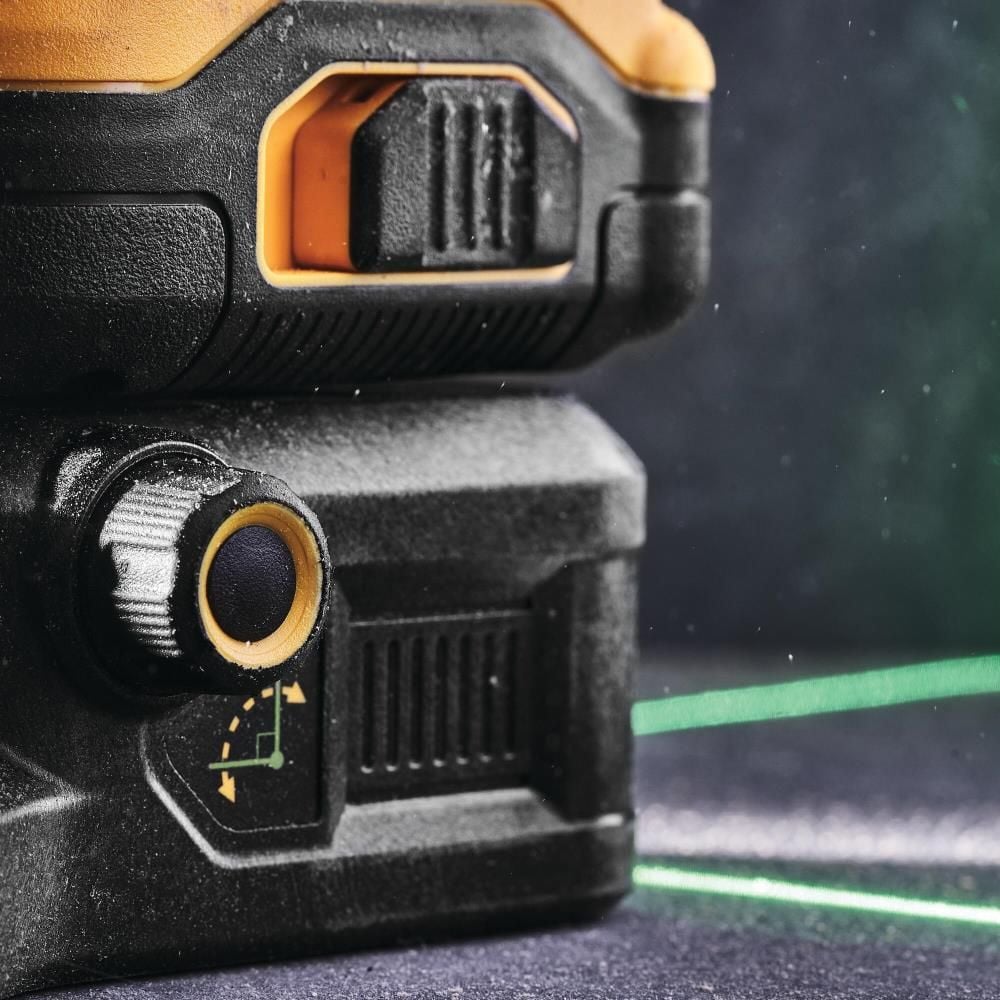 DEWALT 20V 3 x 360 Green Laser with Battery and Charger, large image number 8