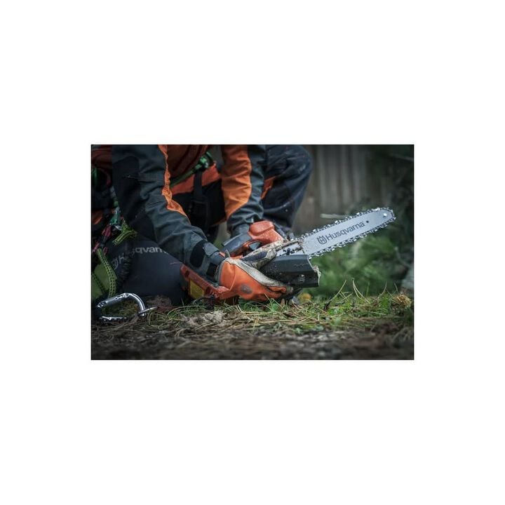 Husqvarna T542i XP 12 Inch Bar 36V Battery Top Handle Chainsaw Cordless Kit, large image number 13