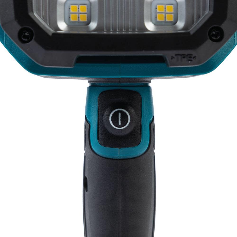 Makita 40V max XGT Cordless L.E.D. Flashlight / Spotlight