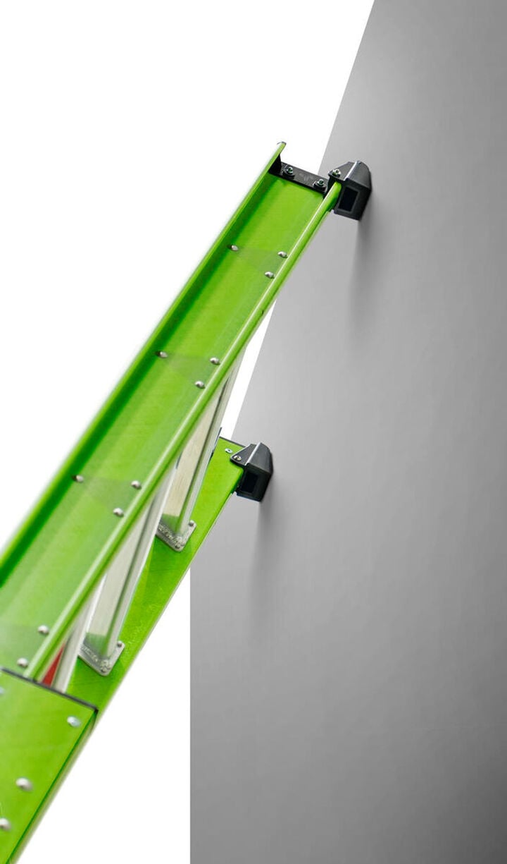 Little Giant Safety HyperLite SumoStance 24 Ft. - IAA Fiberglass Extension Ladder with CH V-Rung and Claw, large image number 8