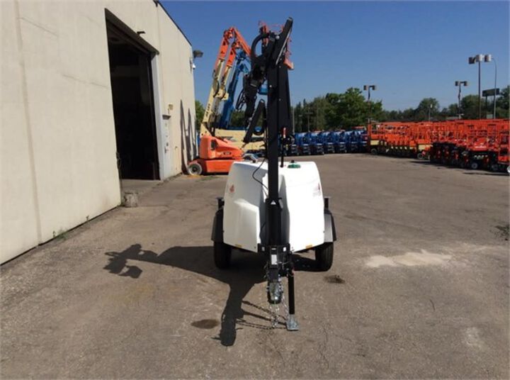 Generac Mobile Products Light Tower 6kW LED Mitsubishi Diesel Engine, large image number 2