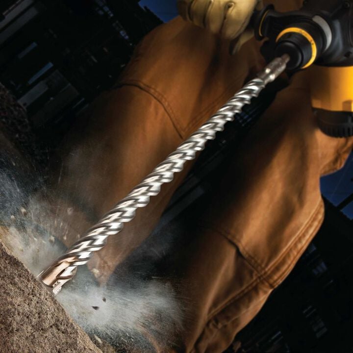 DEWALT 3/4 In. x 16 In. x 18 In. Rock Carbide 4Cutter SDS Plus Hammer Bit, large image number 2