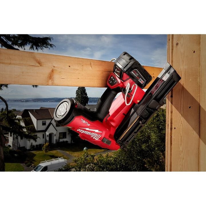 Milwaukee M18 FUEL 21 Degree Framing Nailer Kit, large image number 15