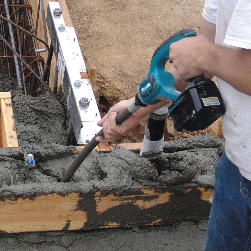 Makita 18V LXT Lithium-Ion Cordless 8 Ft. Concrete Vibrator Kit (5.0Ah), large image number 6