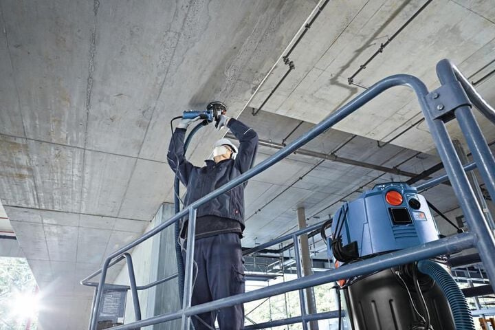 Bosch 5 Inch Concrete Surfacing Grinder with Dedicated Dust-Collection Shroud, large image number 3