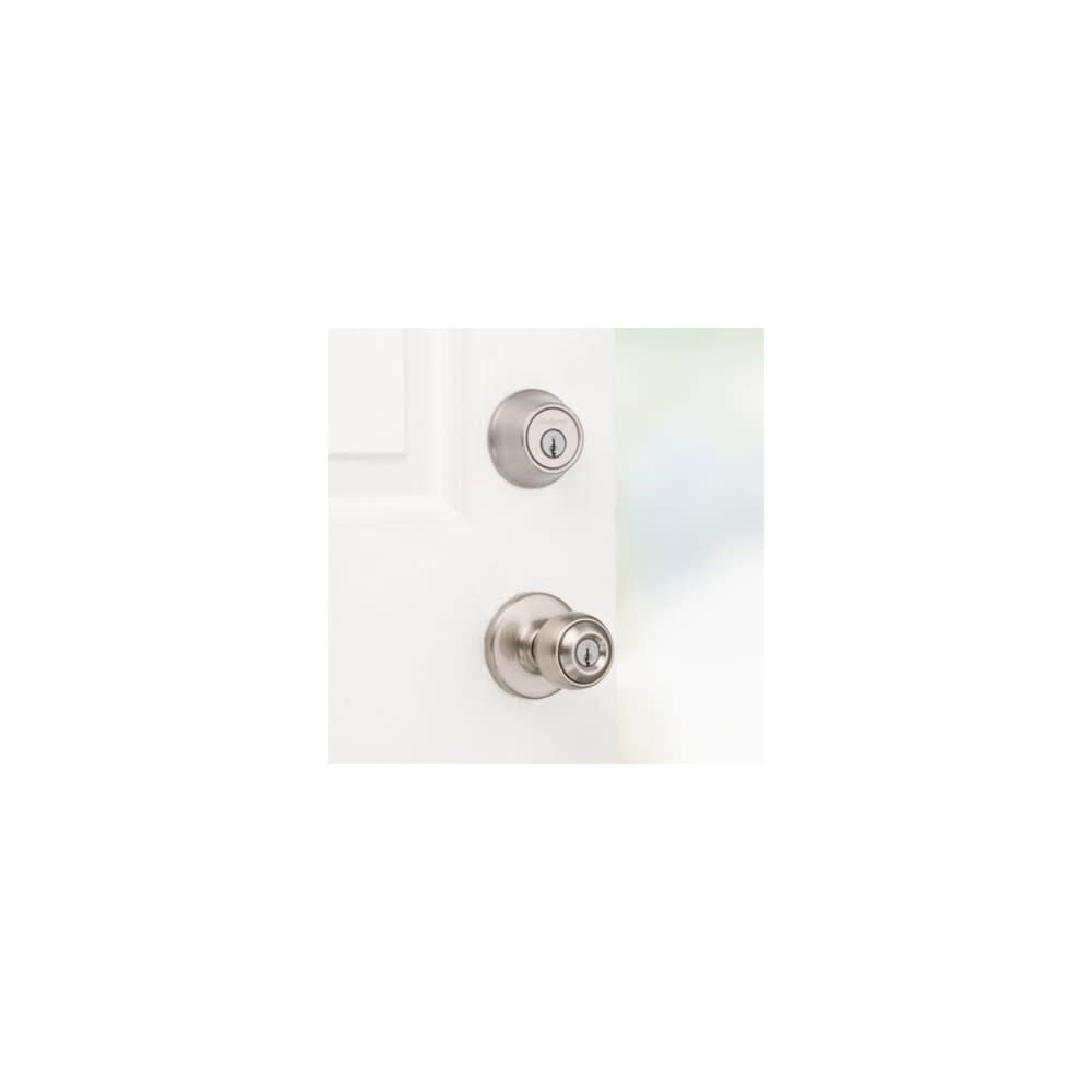 Kwikset Satin Nickel Polo Door Knob & Single Cylinder Deadbolt Set, large image number 4