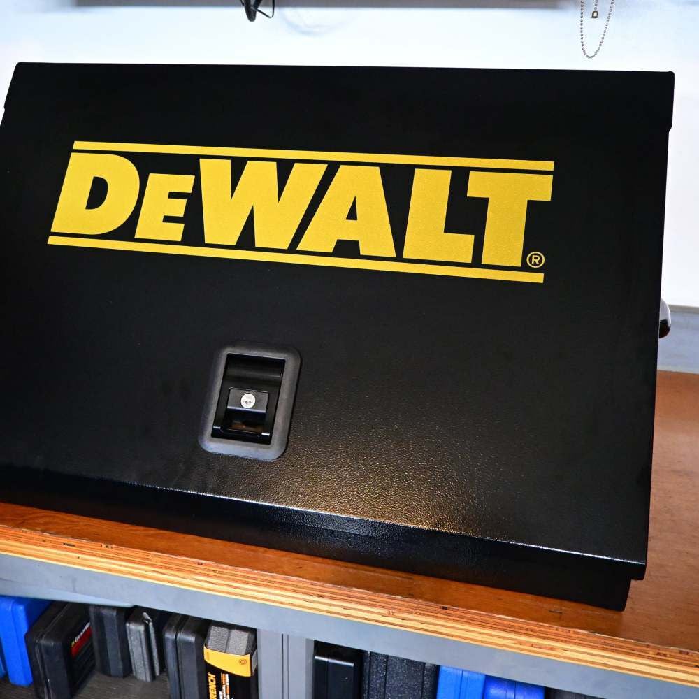 DEWALT 30 Inch x 15 Inch Black Steel Triangle Toolbox - TOOLBOX ONLY, large image number 11