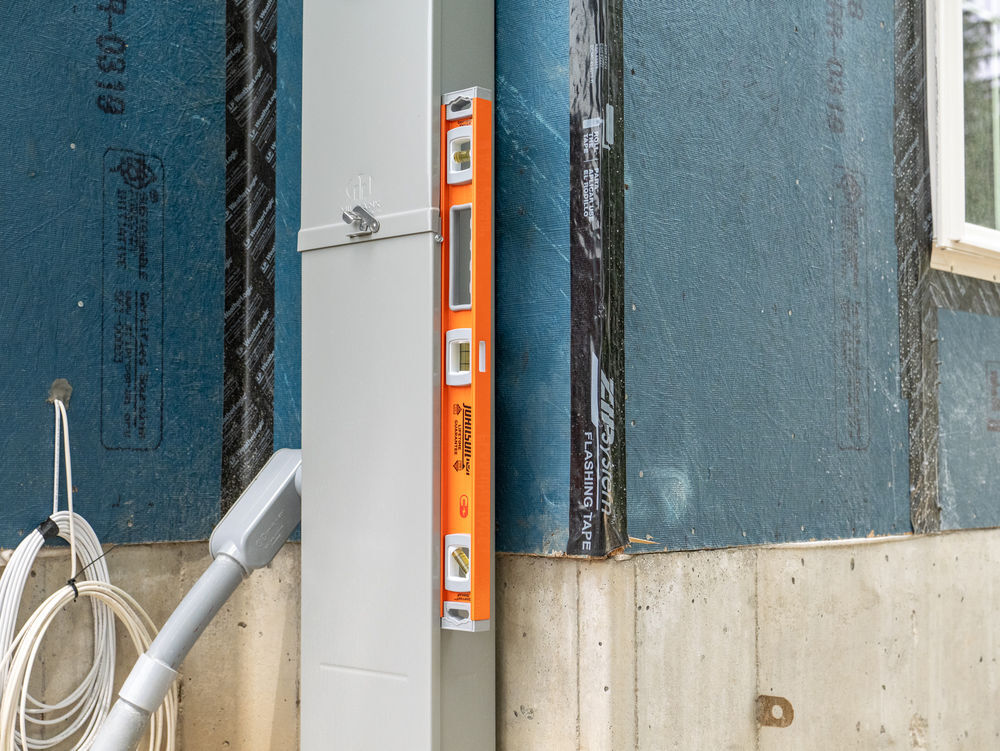 Johnson Level 24-in Magnetic Aluminum I-Beam Level, large image number 5