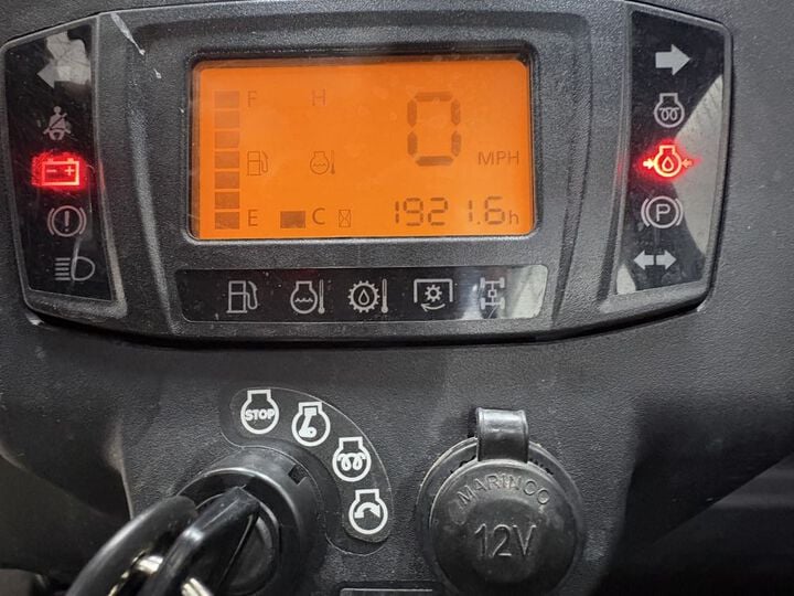 Kubota RTV-X1100CW-H 24.8HP Diesel Utility Vehicle Used 2017, large image number 9
