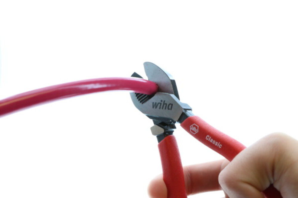Wiha 7.9in Classic Grip Cable Cutters, large image number 2