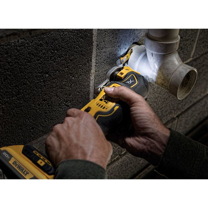 DEWALT XR 20V Max Oscillating Multi Tool 33 Pieces Kit, large image number 8
