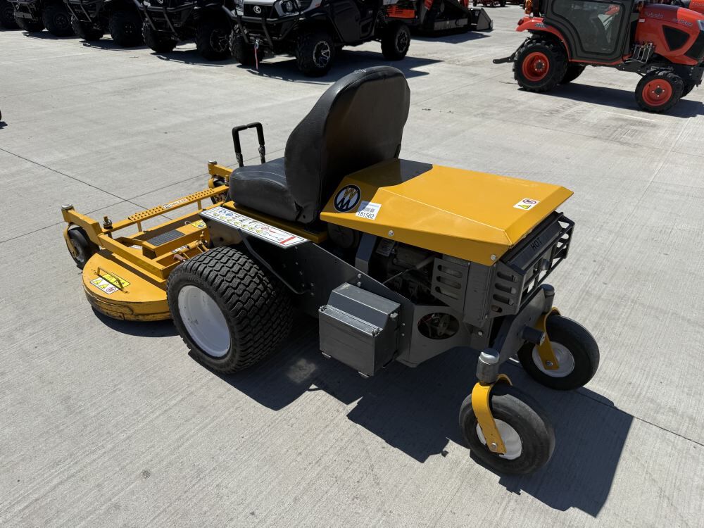 Walker B27i 48 Inch 26.5HP Zero-Turn Mower Used 2022, large image number 7