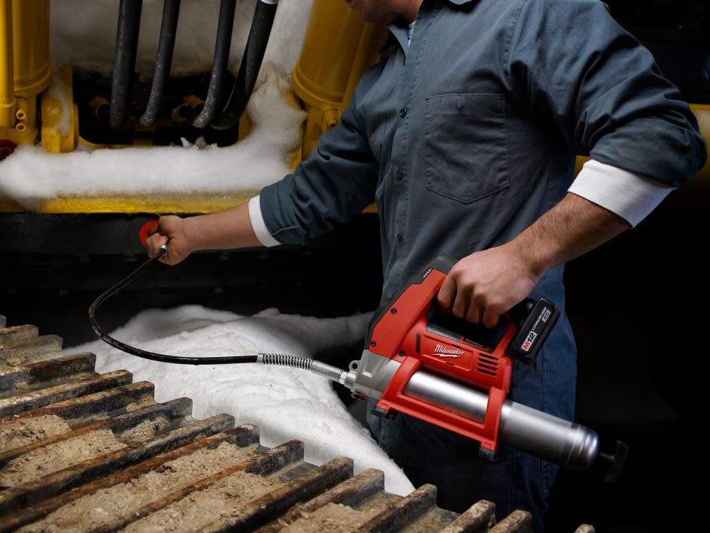 Milwaukee 18v grease gun bare tool 2025