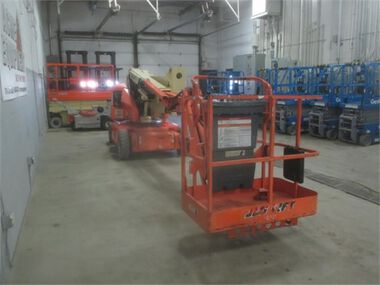 JLG 40' Boom Lift Articulating Electric with Jib E400AJPN - 2011 Used, large image number 3