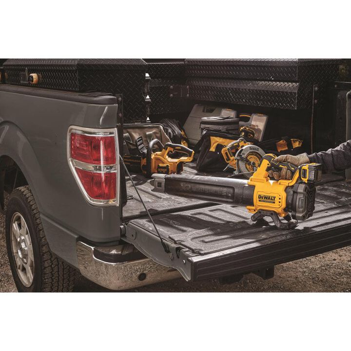 DEWALT Promotional 20 V MAX Lithium Ion XR Brushless Handheld Blower (5.0 AH), large image number 5