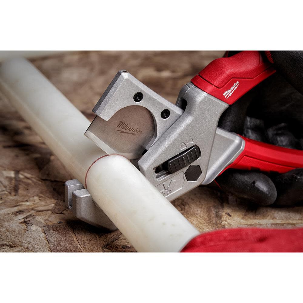 Milwaukee outlet pex cutter