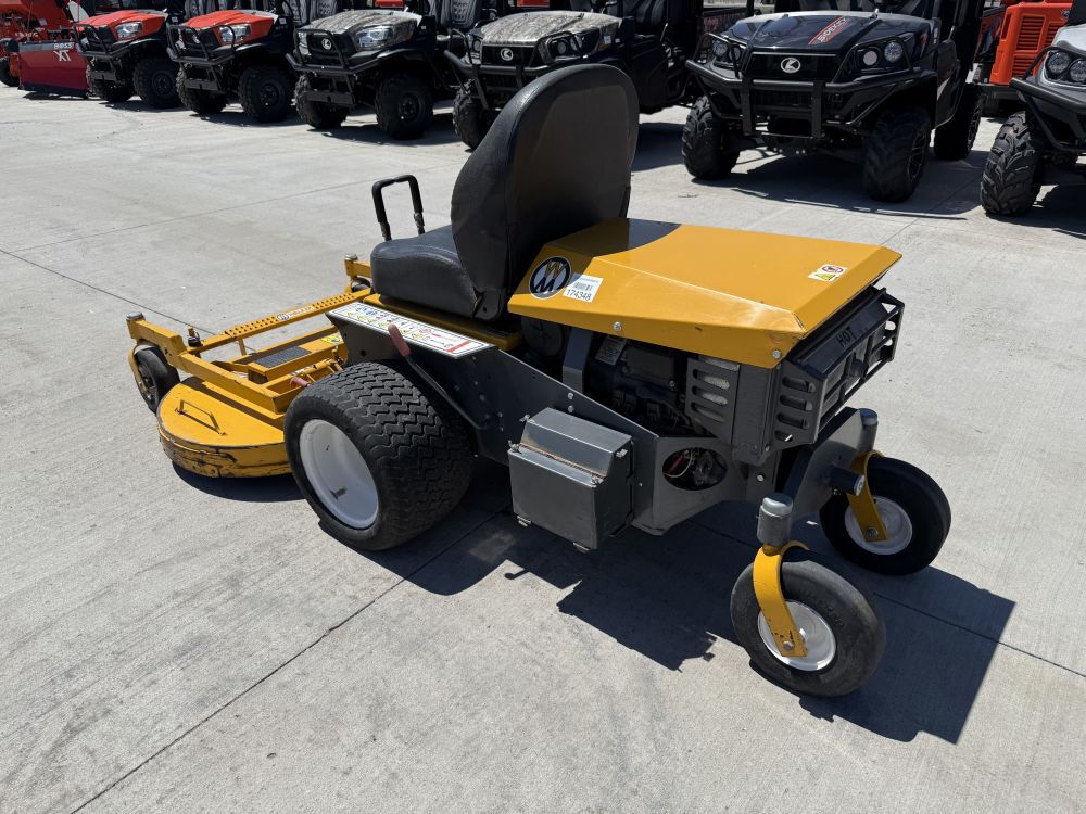 Walker B27i 48 Inch 26.5HP Zero-Turn Lawn Mower Used 2021, large image number 7