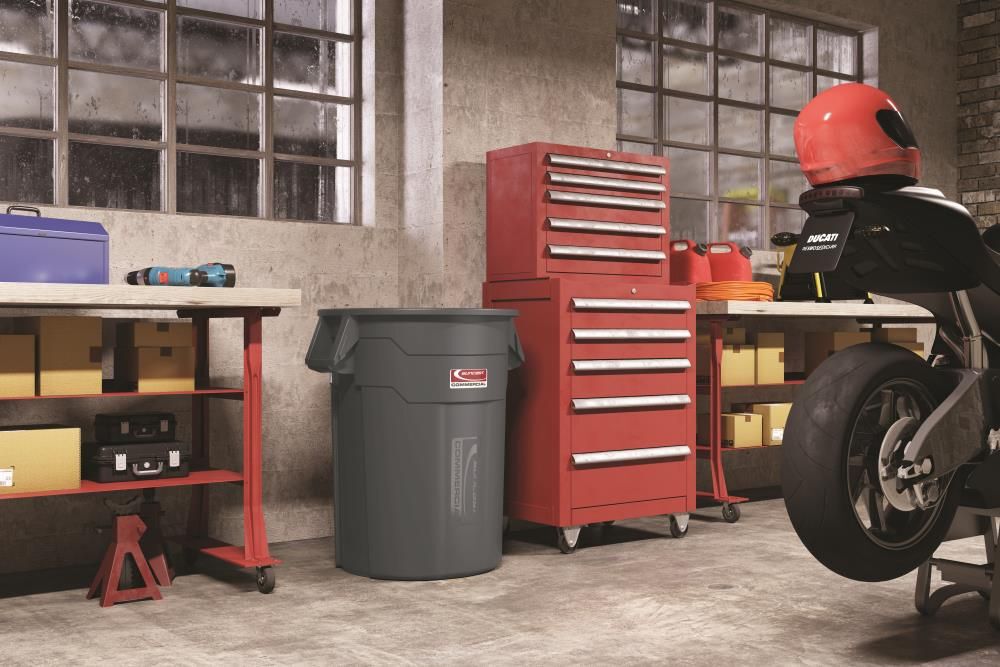 Suncast Utility Trash Can 32 Gallon, large image number 3