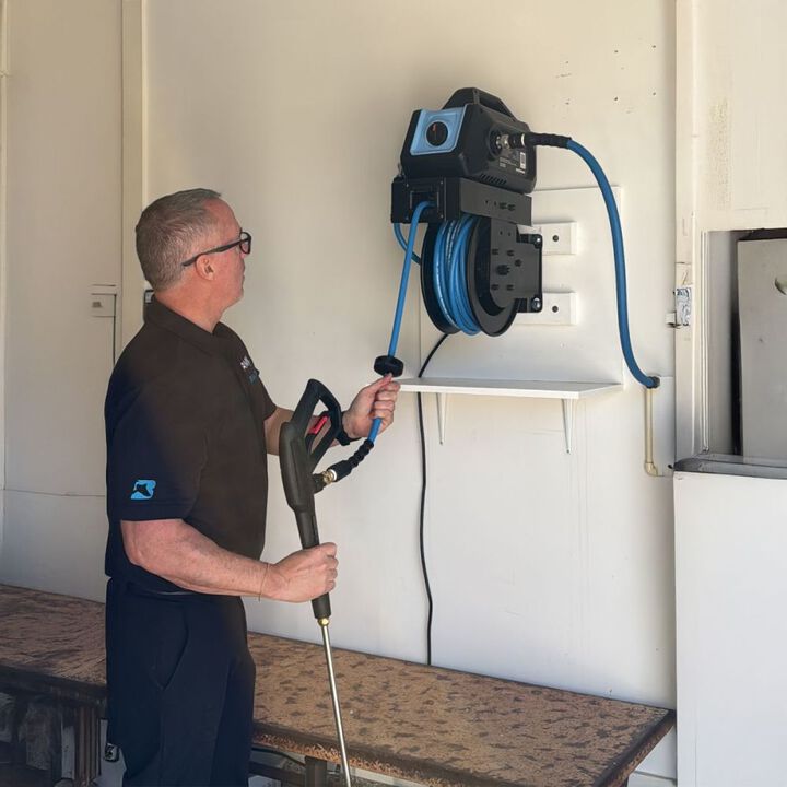 BluBird Blu Shield HumpBack 3000 PSI 1.6 GPM Electric Cold Water Pressure Washer with 5 Spray Tips, large image number 10