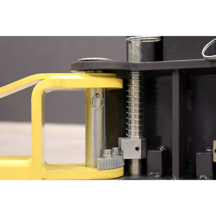 MaxJax M7K Standard Package 7000 Lbs 110V Corded Two-Post Garage Lift, large image number 12