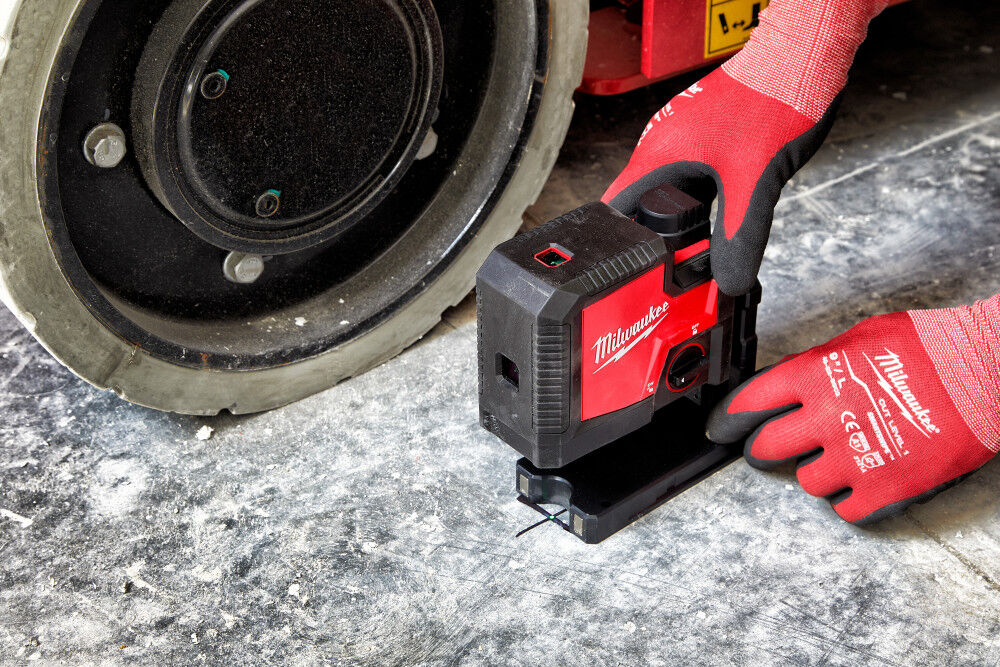Milwaukee 3 store point laser