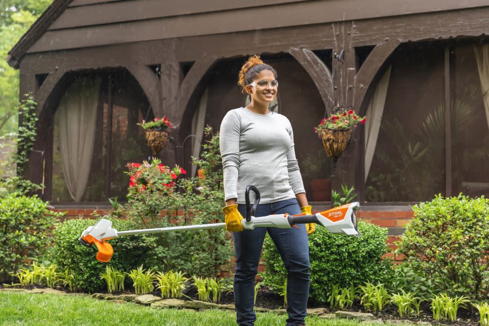 Stihl FSA 57 Cordless Battery Powered Trimmer with Battery 4522