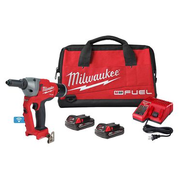 Milwaukee M18 FUEL 1/4inch Blind Rivet Tool with ONE-KEY Kit