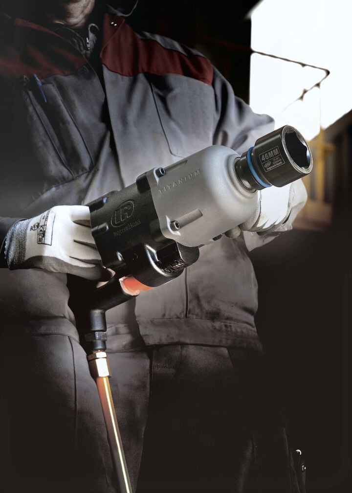 Ingersoll Rand Air Impact Wrench, Inside Trigger, 1 Inch, 3250 ft-lb, large image number 1