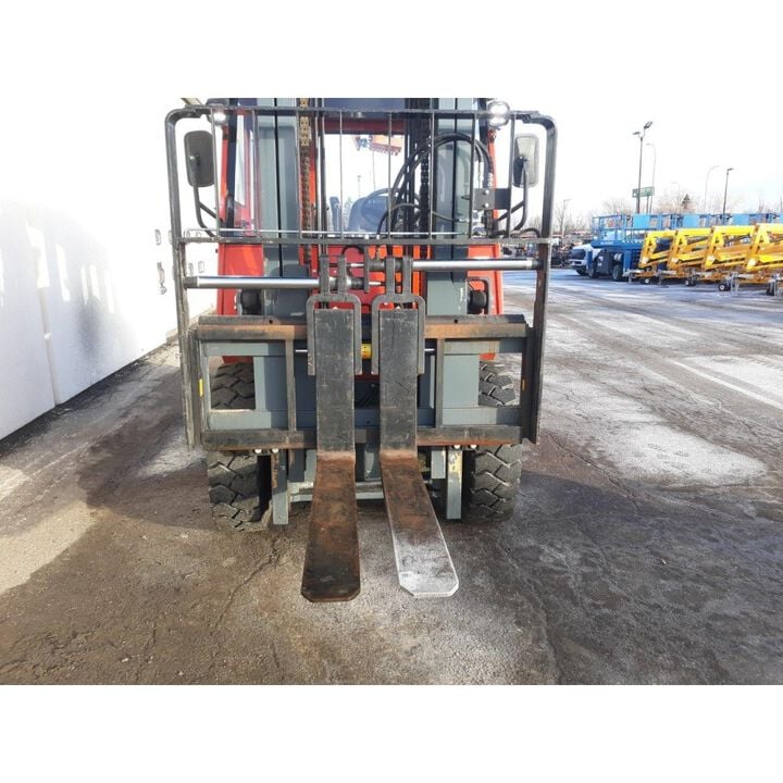 Heli Americas 8000 Lbs Diesel-Powered IC Pneumatic Tire Forklift - 2020 Used, large image number 9
