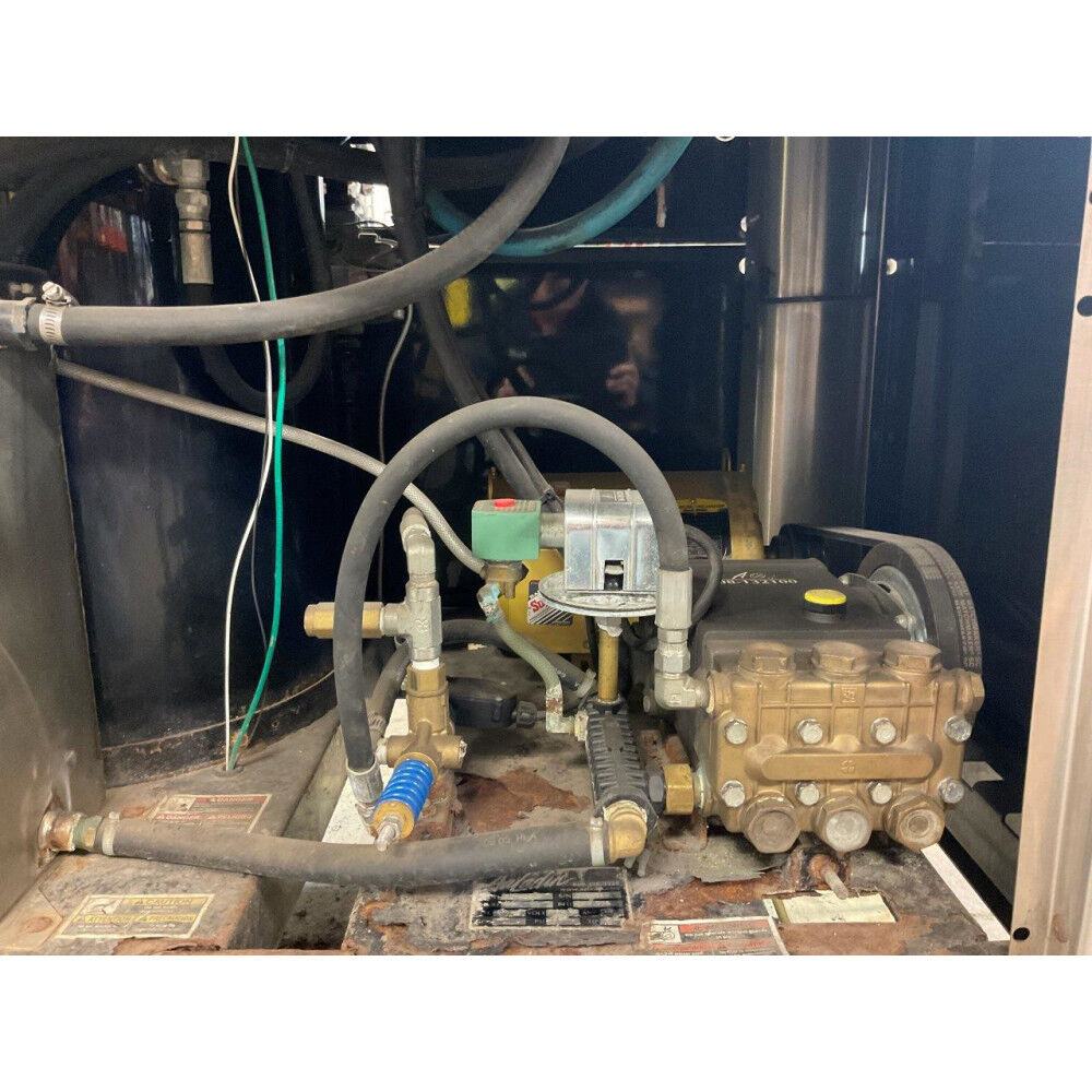 Aaladin Cleaning Systems 71-430 NG/LP 4 Gpm 3000 Psi Hot Water Pressure Washer - Used, large image number 11