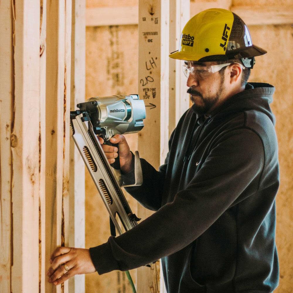 Metabo HPT 3 1 4in 21 Degree Pneumatic Framing Nailer with