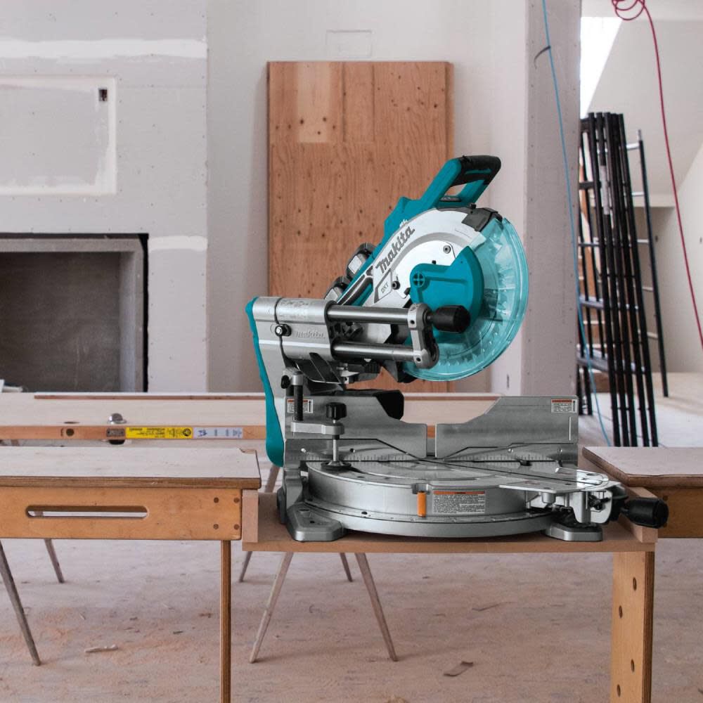 Makita 36v store table saw