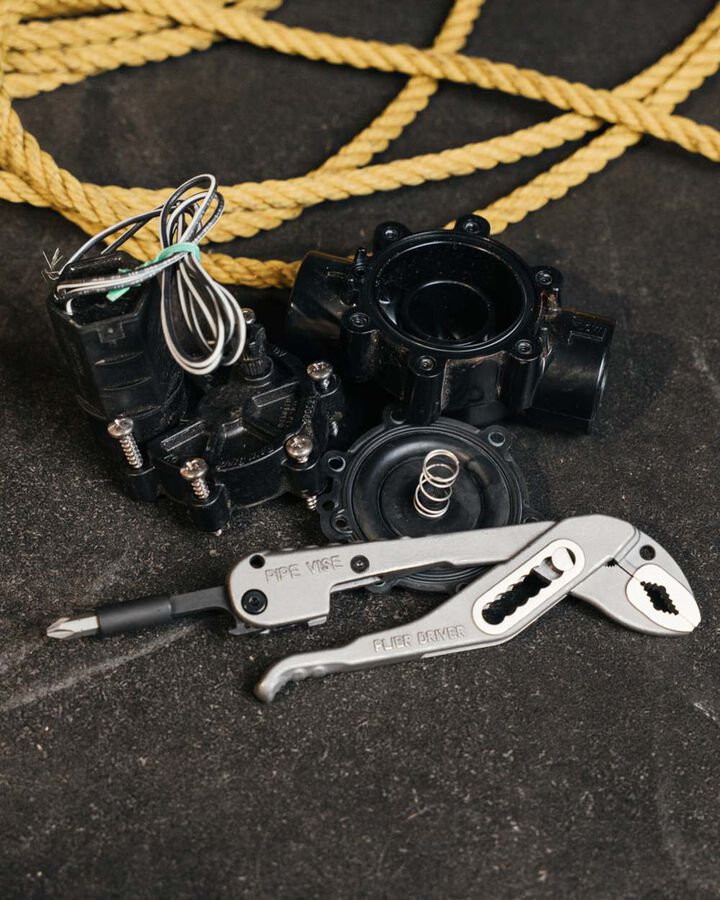 Pipe Vise 2 Inch Jaw Capacity Water Pump Plier Multi-Tool, large image number 9