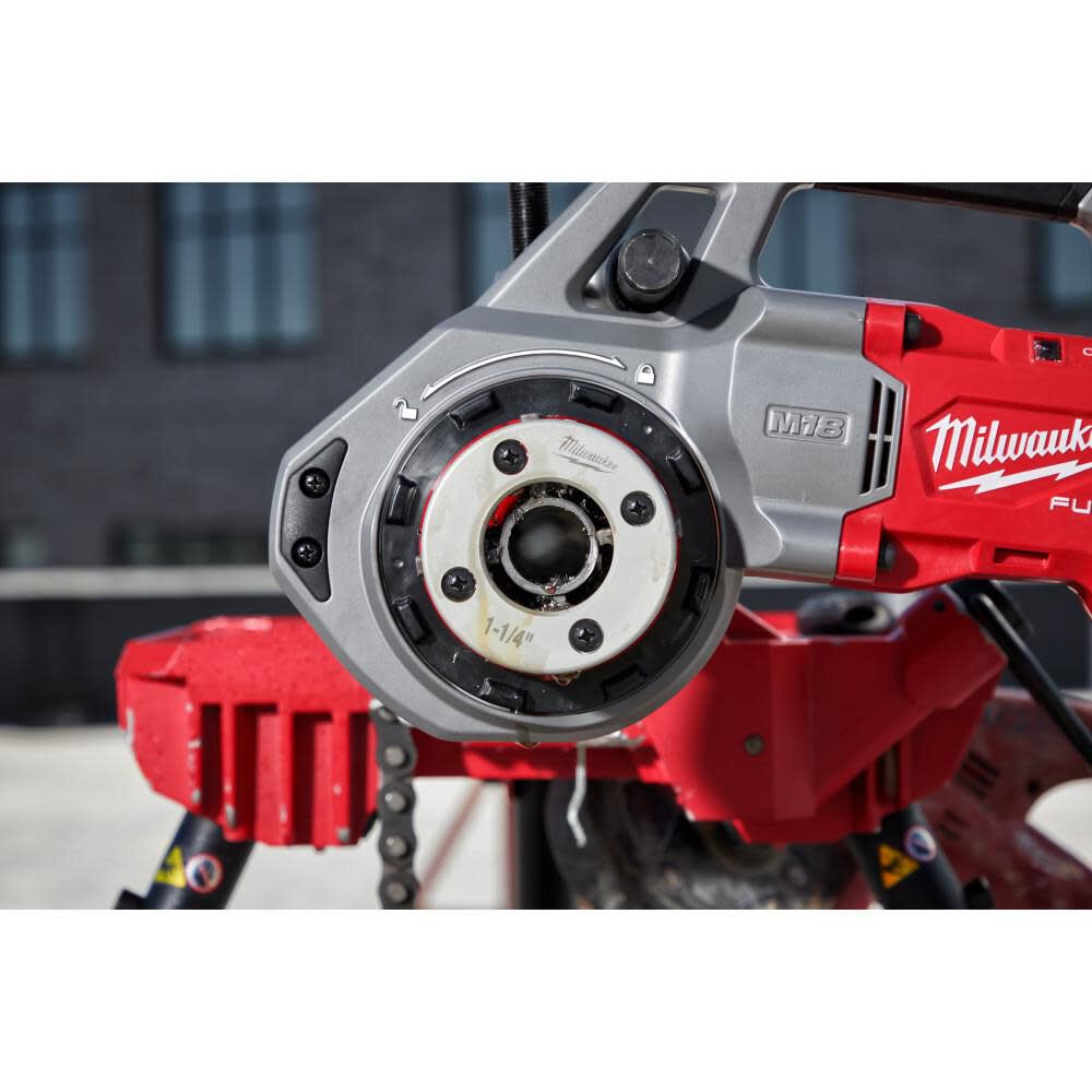 Milwaukee 1 2inch 1 1 4inch Alloy Npt Compact Forged Aluminum Die Head Kit 48 36 1063 Simolary simolary.com 18