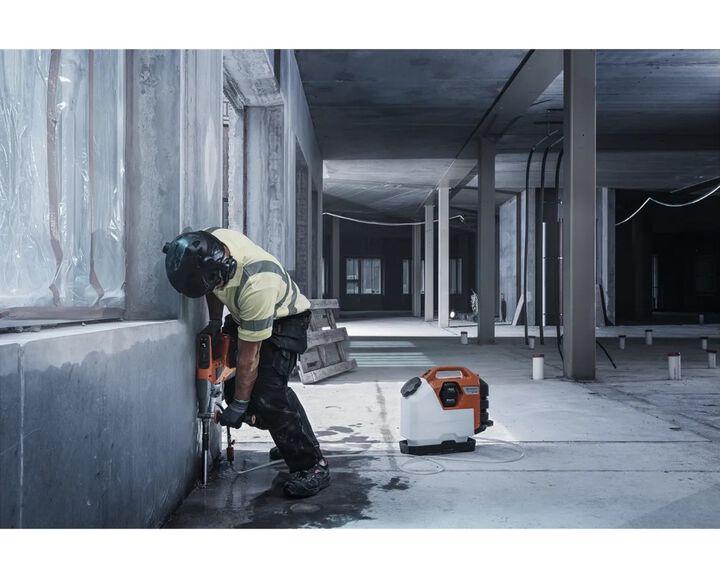 Husqvarna Construction DM 540i 1.88HP BLi-X Battery Powered Drill Motor Kit Refurbished, large image number 5
