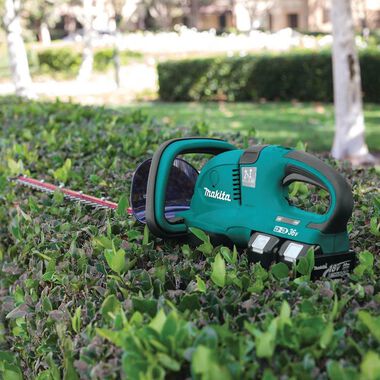 Makita 18V X2 LXT Lithium-Ion (36V) Cordless Hedge Trimmer (Bare Tool), large image number 6